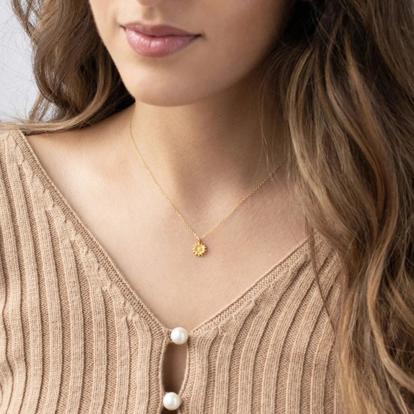 Sunflower necklace 2025 with pearls