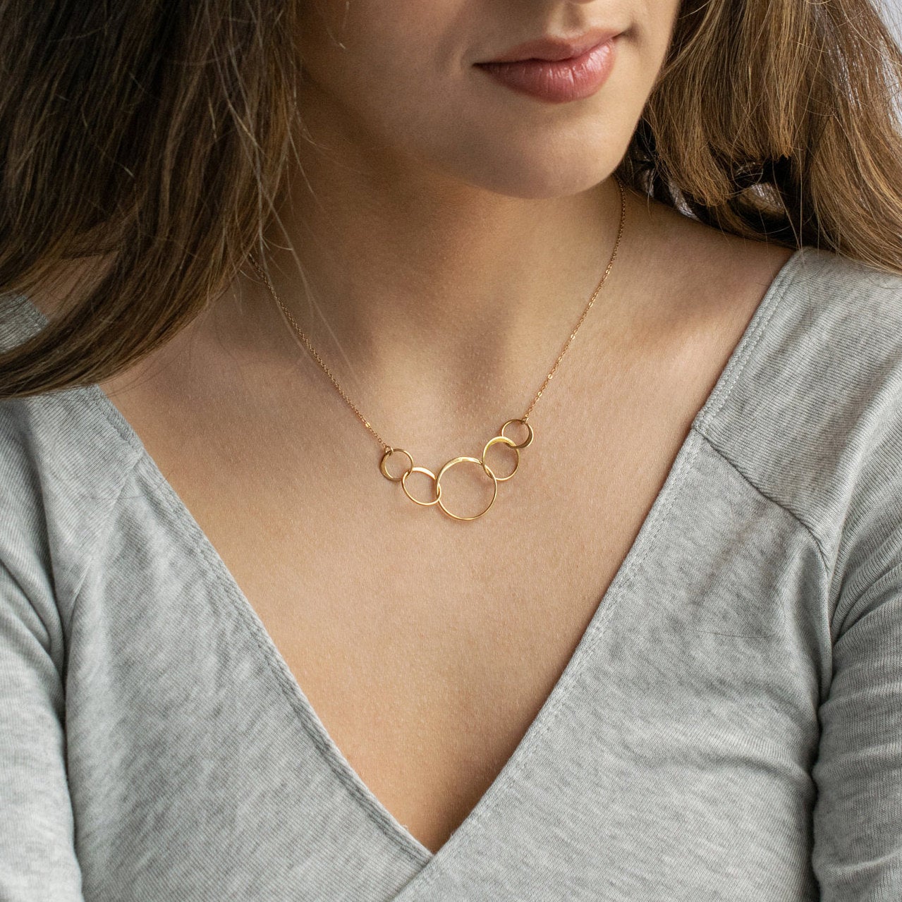 Interlocking Circle Necklace